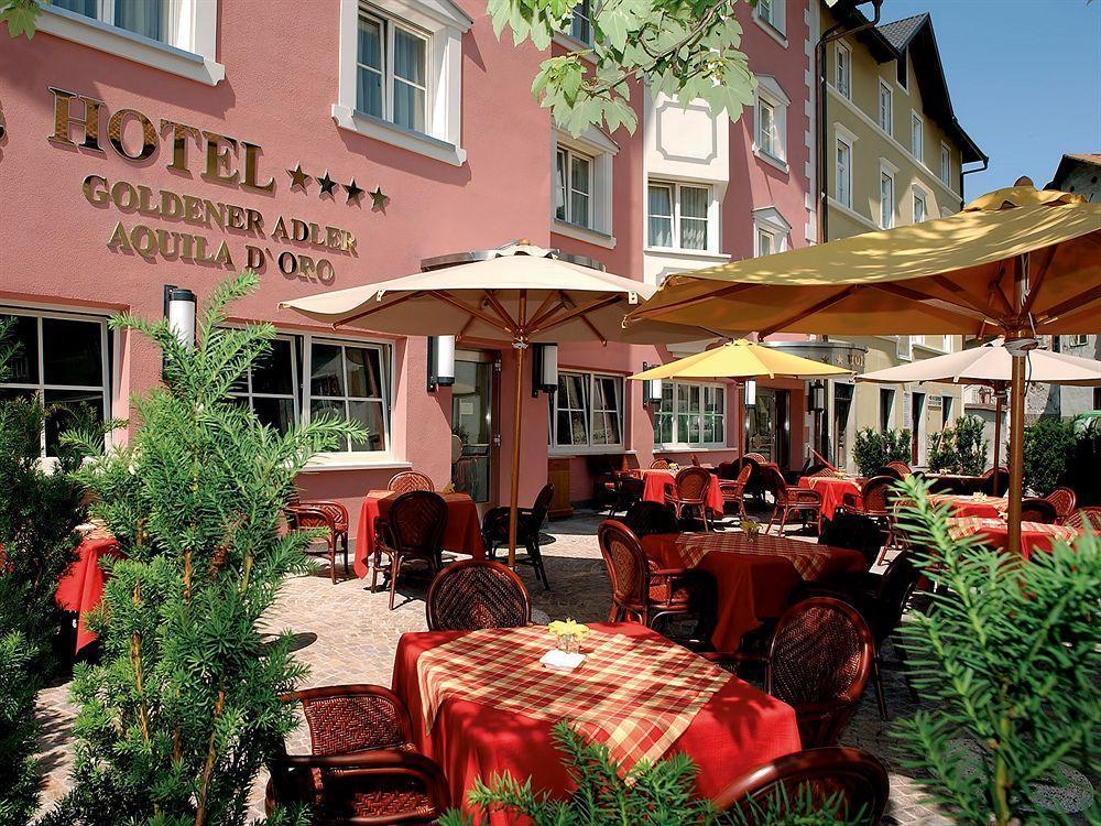 Cityhotel Goldener Adler B&B Chiusa Bagian luar foto