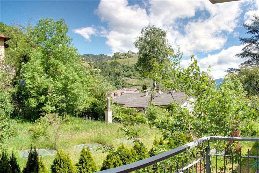 Cityhotel Goldener Adler B&B Chiusa Bagian luar foto